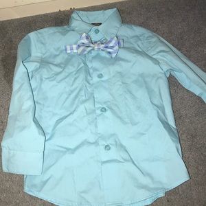 Boys size 3T dress shirt lot with bow tie holiday
